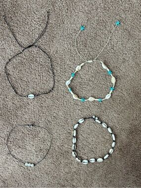 Set of 4 Puka Shell and Pearl Necklaces